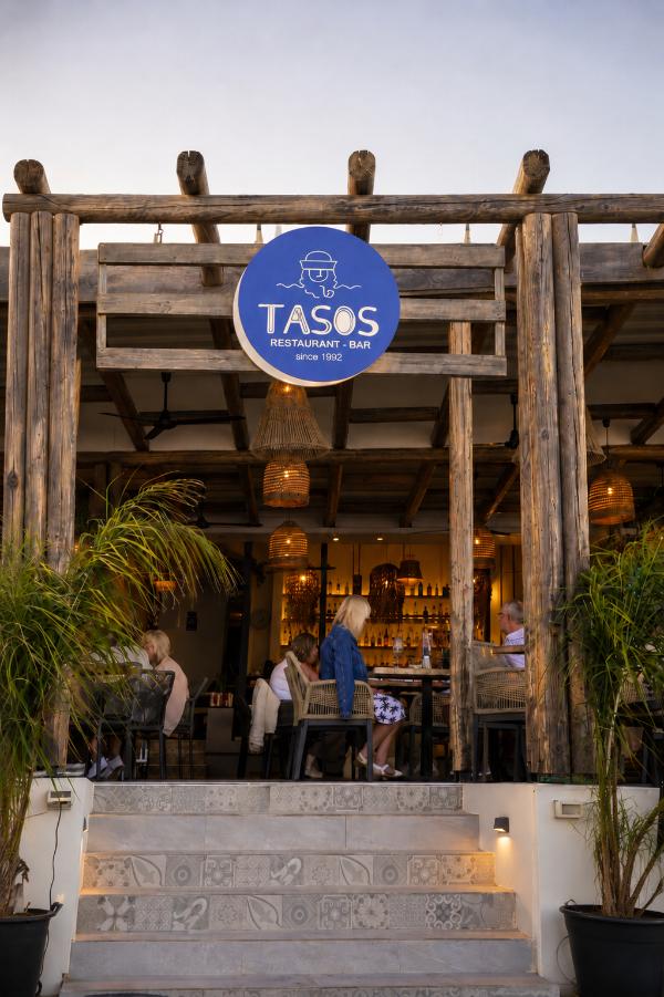 tasos restauramt laganas gallery